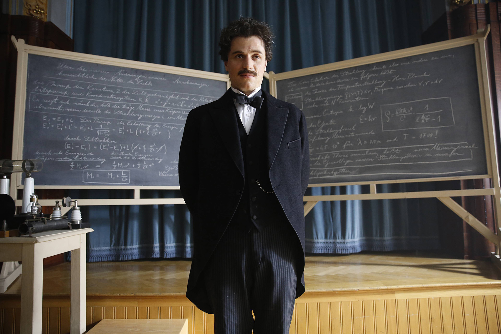 Genius S1 - Einstein